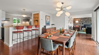 Champ's Landing home - Colchester - 8