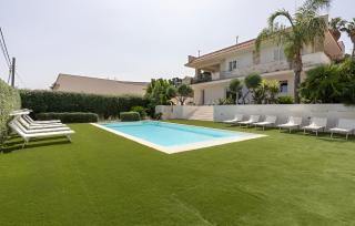 Villa Dwellings With Pool For Exclusive Use - 6