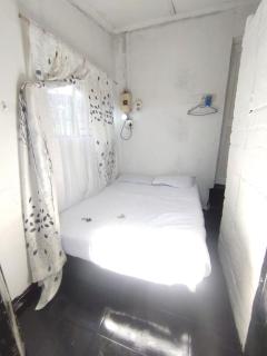 Small affordable room rustenburg - Kroondal - 8