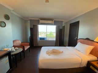 Mayflower Grande Hotel Phitsanulok - Phitsanulok - 8