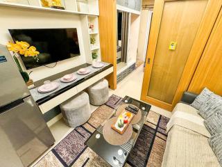 Pool View 1BR 2-4 Guests, 5 mins to Mall of Asia - Manila - 6