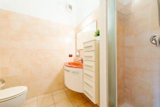 Guest Planet - Rosso Milano Apartment - Navigli Area - Milan - 7