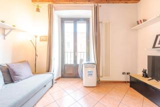 Guest Planet - Rosso Milano Apartment - Navigli Area - Milan - 6