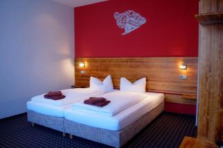 Dein Hotel - 8