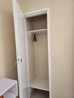 Emerald Holiday Two Bedroom Apartment - 7