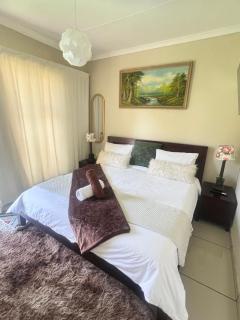 17 Byvanger Luxury Home Deluxe King Suites - 9