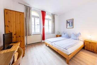Gaststätte Zur Sektkellerei - Freyburg - 9