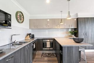 Hitters Paradise Stay Play - 4