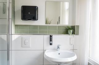 LUXURY at Rosenthaler Platz - 3