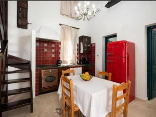 Nice villa with big pool, stunning views - Kamilárion - 7