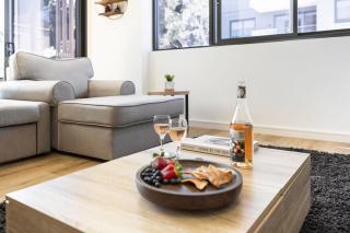 Scenic Wollongong Gem City Location with Rooftop - 4