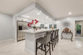 Boca Raton Home Outdoor Kitchen, By Golf Courses - 5