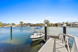 Waterfront Luxury Pool-Spa-Jetty-Pool Table - Daleys Point - 4