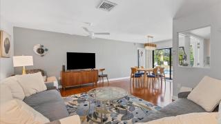 Beach Retreat - 2