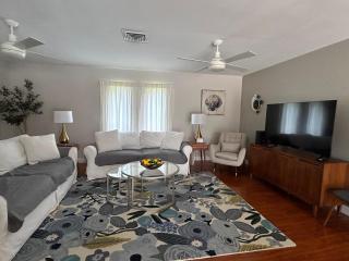 Beach Retreat - Englewood - 1