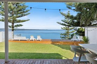 Waterfront with One of a kind Lake Views - Toukley - Gorokan - 3