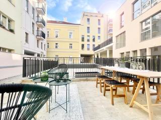 VinohradyApt Terrace-FreeParking - 9