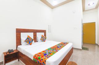 FabHotel Shree Venkatesh Nileyam - Ayodhya - 3