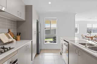 Wine Down 700m walk to Cessnock CBD - Cessnock - 5