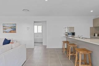 Wine Down 700m walk to Cessnock CBD - 3