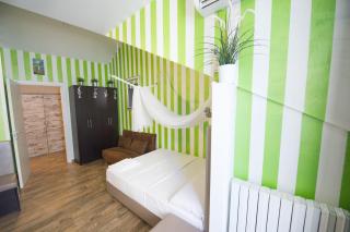Amazing Attic max 10 People with Parking & Wifi, Near to 3 Tram Lines and to the Metro - well connected to Airports and to the Train Station - Milan - 6