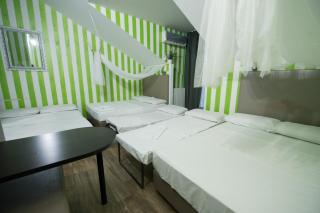 Amazing Attic max 10 People with Parking & Wifi, Near to 3 Tram Lines and to the Metro - well connected to Airports and to the Train Station - Milan - 4