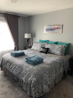 Charming 3 bed 3 bath home, super cozy, close to DIA - 9