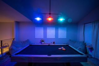 Luxe Modern 4B House with Office 20 min to DT - Manor - 8