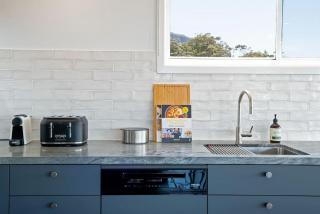 Stunning Coastal Home Views 1 Hour From Sydney - Wombarra - 1