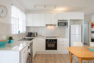 Lake Front Home Relax Unwind - Budgewoi - 3