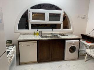 Scenic Lakefront Villa Escape - El Alamein - 6