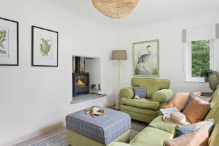 Bramblewood - Cosy chic, hot tub, close to beach - 1