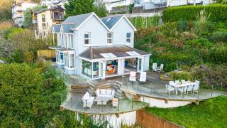 Homefield - Chic charm with unrivalled river views - Kingswear - 9