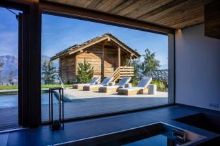 MAD Retreat Hotel - 1