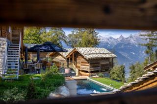 MAD Retreat Hotel - 2