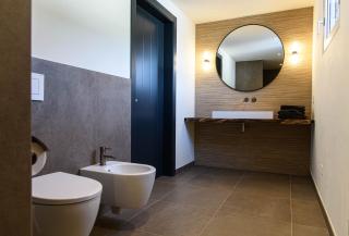 GardaZen Suites - luxury - adults only - Caprino Veronese - 8