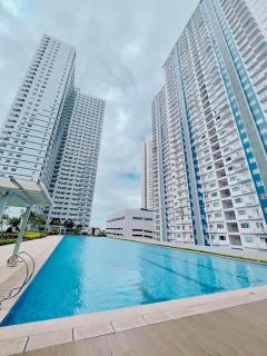GM STAYCATION - 1 Bedroom, Parking, Gym, Pool, Getaway, Condo - Manila - 3