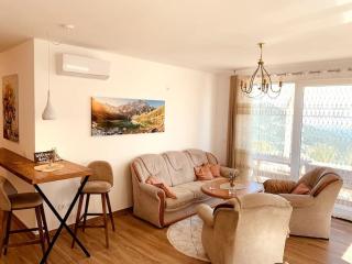 Chalet Elli's Mountain View - 3