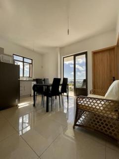 Sea View 2-Bedroom Apt, 10mins Walk to Beach - GBHC7 - The Vale - 4