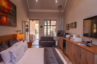 Golden Sunset Room - 9