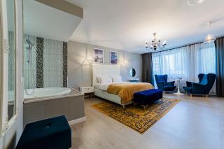 Romantic Jacuzzi Luxury Apartment - Sinaia - 0