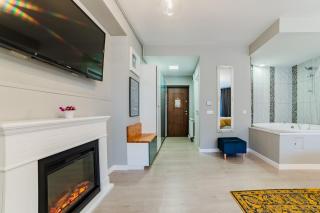 Romantic Jacuzzi Luxury Apartment - Sinaia - 2