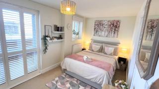Lux Balcony Penthouse Room Basingstoke Hospital 2min drive and walkable - Basingstoke - 0