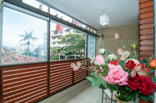 1 quadra da Praia, 3 quadras da Av Nações JZ5206 - Florianópolis - 9