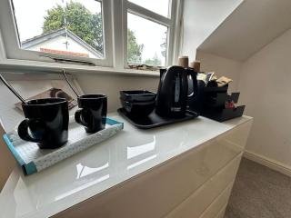 Cozy 1-Bed near City Centre - 8