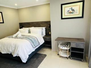The Hide in Sandown-Sandton - 5