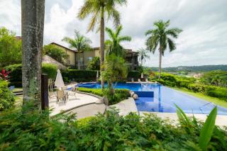 Vista Bahia 3 bdrm ocean view in beach Resort - Herradura - 4