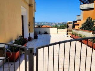 Appartamentino con Vista sui Sibillini e Borgo - Castorano - 8
