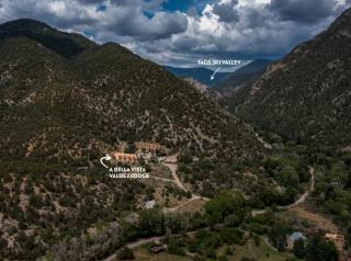 Bookend adobes, 9 mi to Taos Ski Valley - Valdez - 8