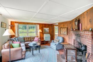 Hawley Home with Deck and Mtn Views Swim, Ski and More! - 4